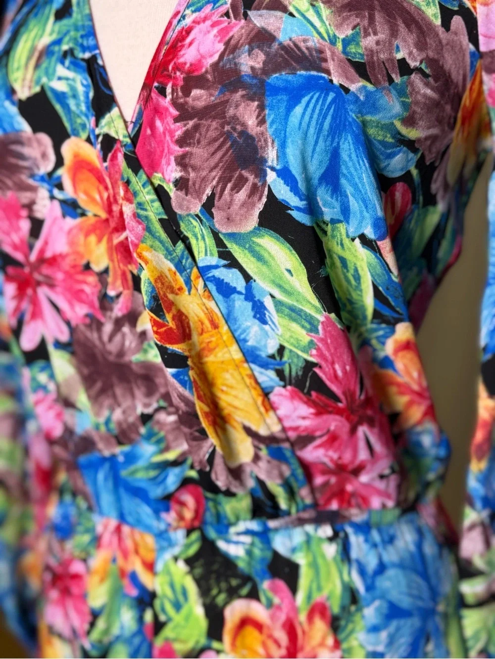 Show Me Your Mumu Black Multi-Color Floral Long sleeve Romper Coverup Size Small